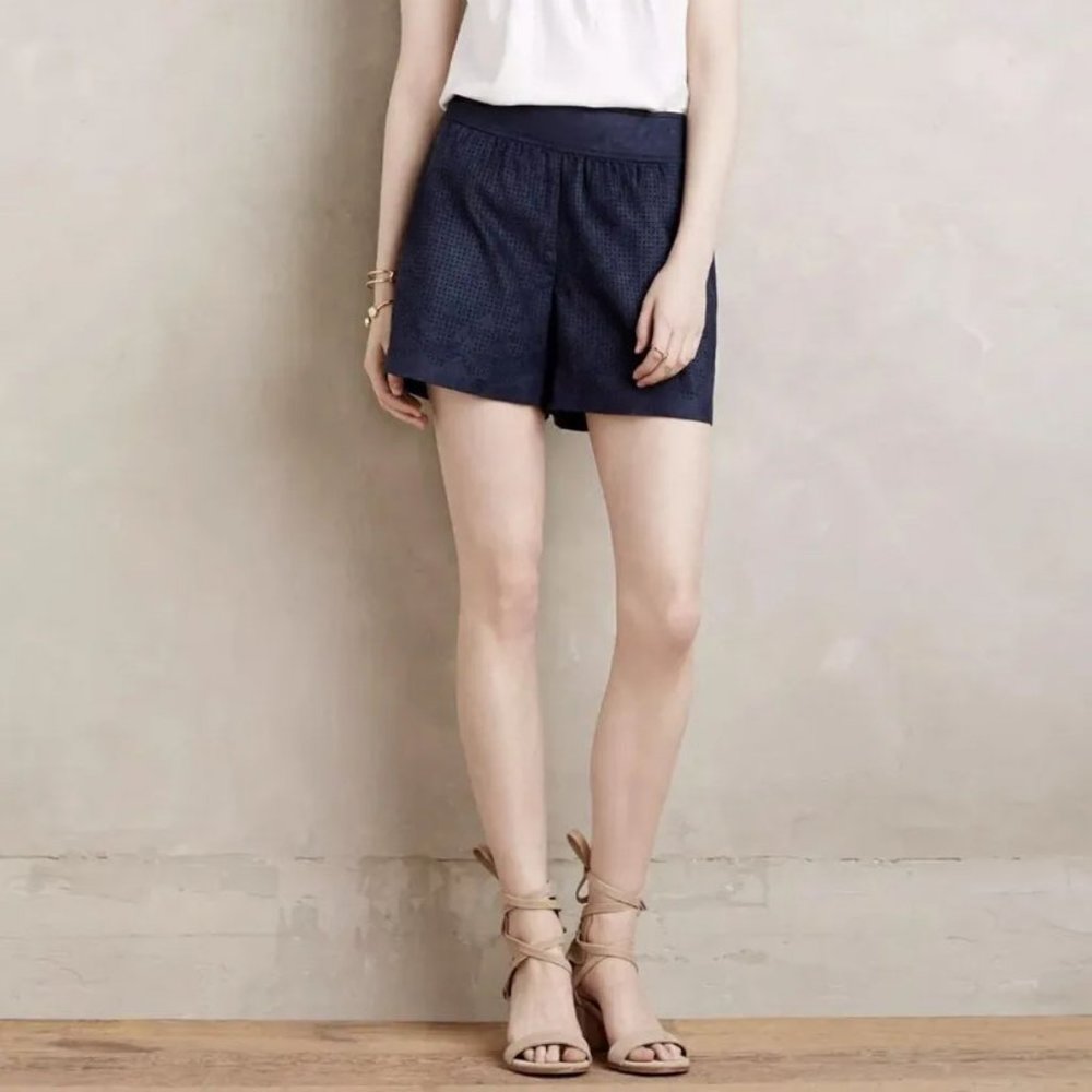 NWOT: ANTHROPOLOGIE Elevenses Vegan Suede Shorts, Navy, Size 0